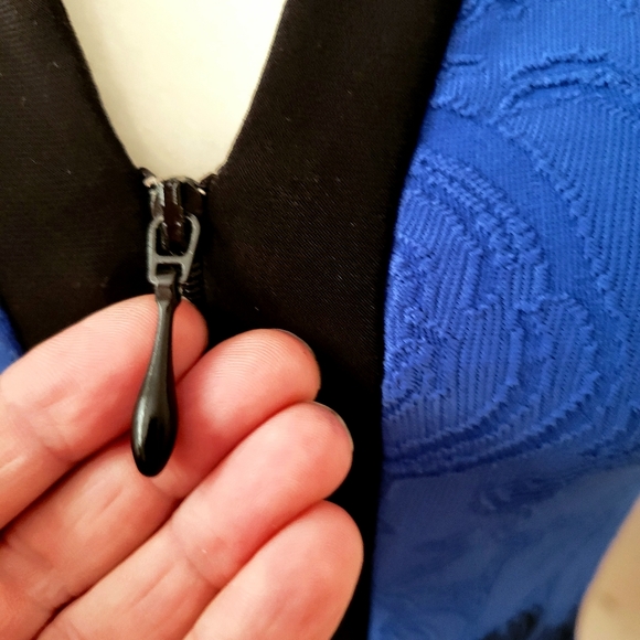 ⭐️ HOST PICK ⭐️ JOSEPH RIBKOFF | TEXTURED ZIPPERED FRONT STRETCH JACKET - Picture 10 of 12